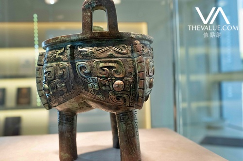 古董，藏友旧藏寄売，青銅製，「商獸面紋提梁器」祭祀品，附葬品，文房置物，賞物。 博物館舊藏估價HK$1,000萬商朝大族青銅鼎香港拍賣| 拍賣新聞