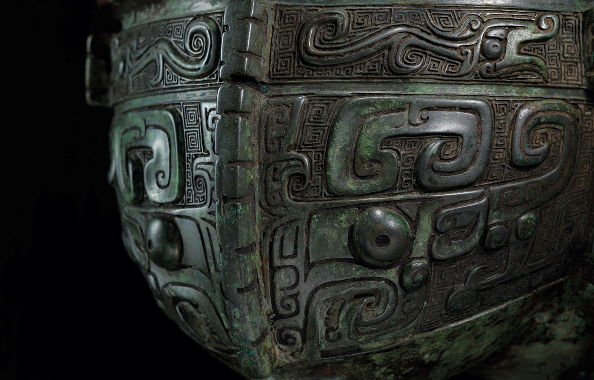 商晚期 青铜饕餮纹鬲鼎|hk$1,000万 - 1,500万