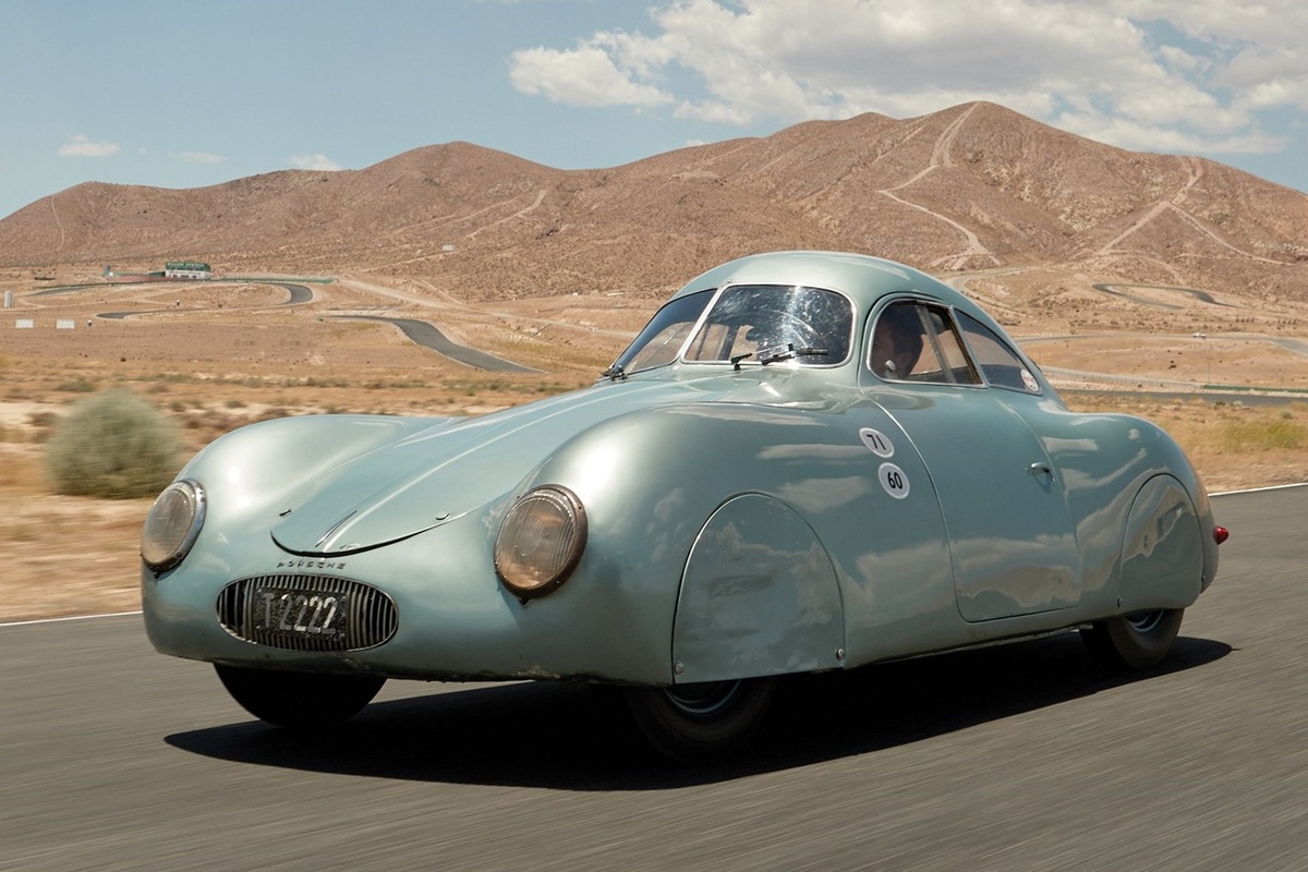 1939年元祖保时捷type64拍卖预期逾rmb13亿成交